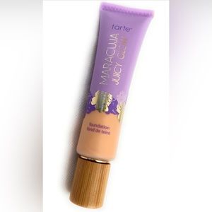 FULL SIZE - Tarte Maraccuja juicy glow foundation shade - Medium sand
